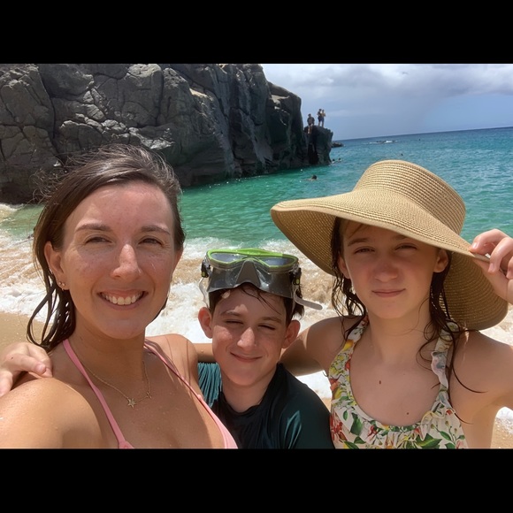 Meet your Posher, Ashley - Picture 1 of 1